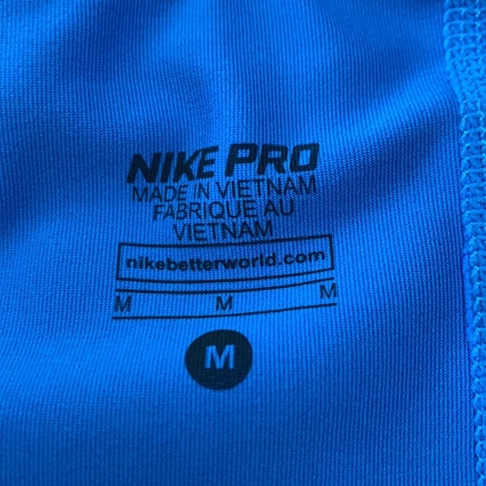 Nike pros - Picture 3 of 4